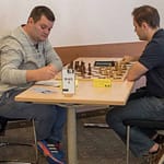 Brett 2: links GM Ante Saric (Elo 2538) gegen FM Valentin Kuklin (Elo 2380)© Jürgen Koch