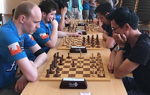 GM Jan Smeets (links) gegen Than Kien Tran